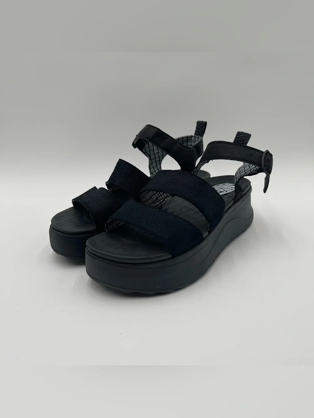 Hey Dude Delray Buckle Classic Black Womens platform Sandals  US 11 EU 42
